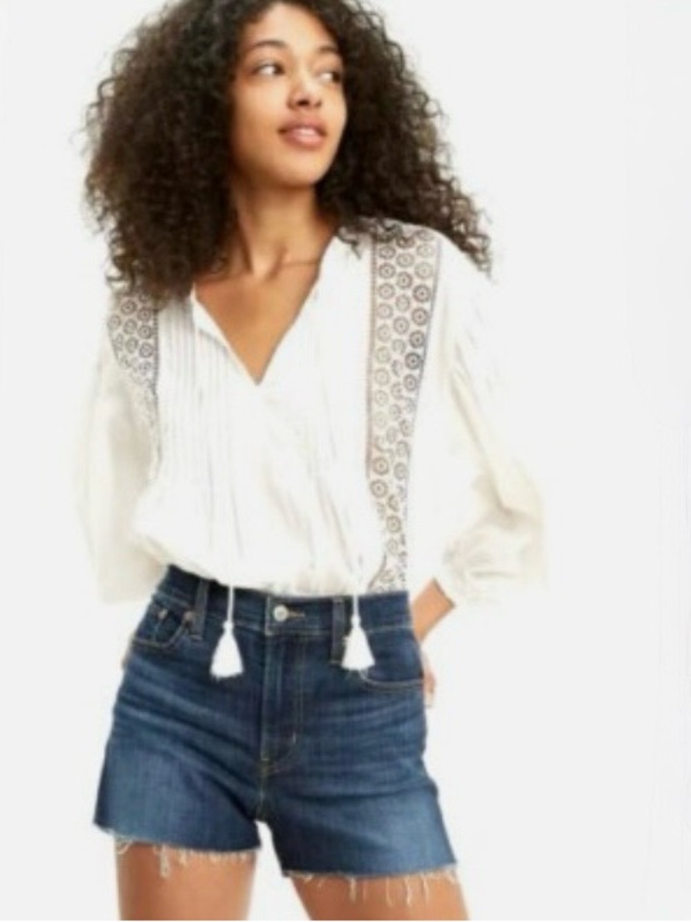 LEVI’S, High Rise Slim Through Hip Jeans Shorts with Frayed Hems, Sz 10/W30, NWT